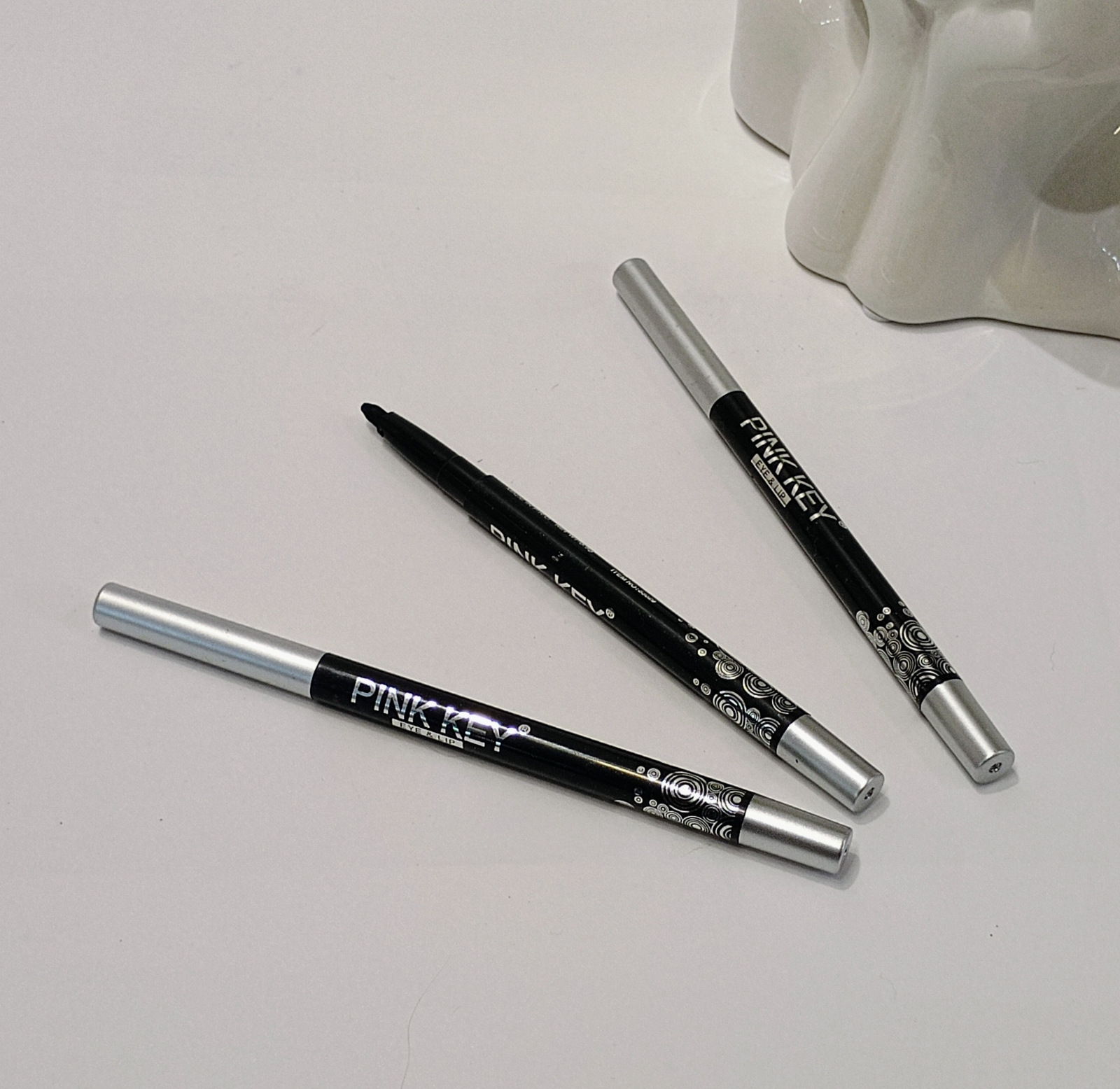 Pink key vysuvacia ceruzka čierna