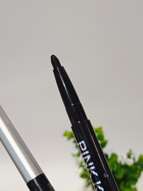 Pink key vysuvacia ceruzka čierna 1